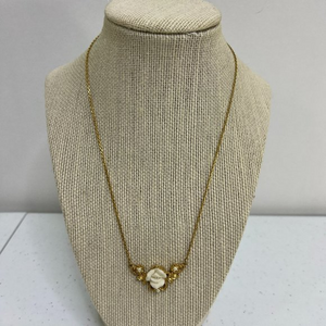 Vintage Rose Necklace Gold Tone White Victorian Look‎ Chain Romantic Ceramic
